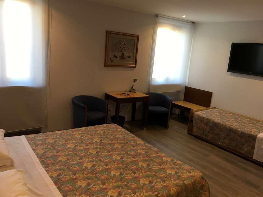 Hotel San Giorgio Udine Phòng bức ảnh